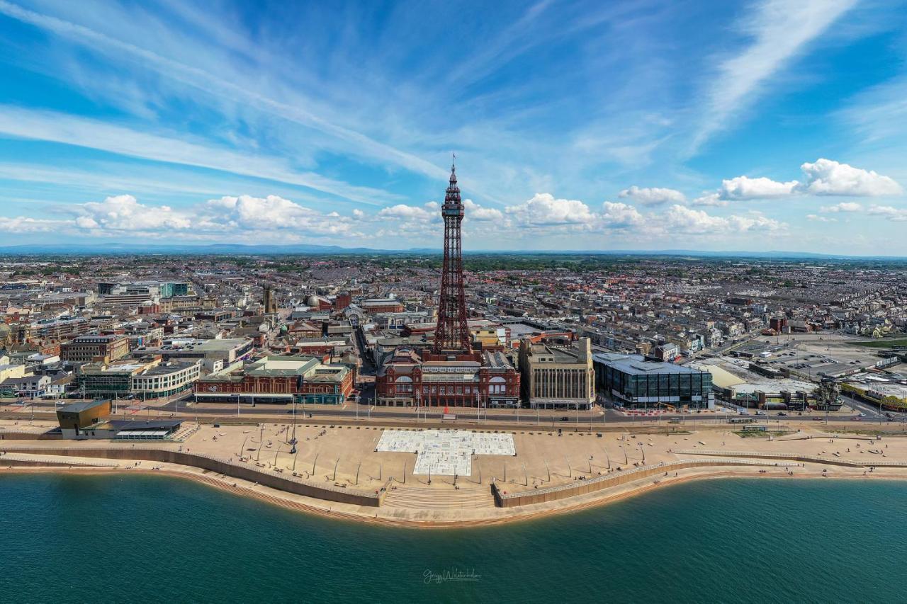 Mardi Gras Hotel Blackpool Exterior foto